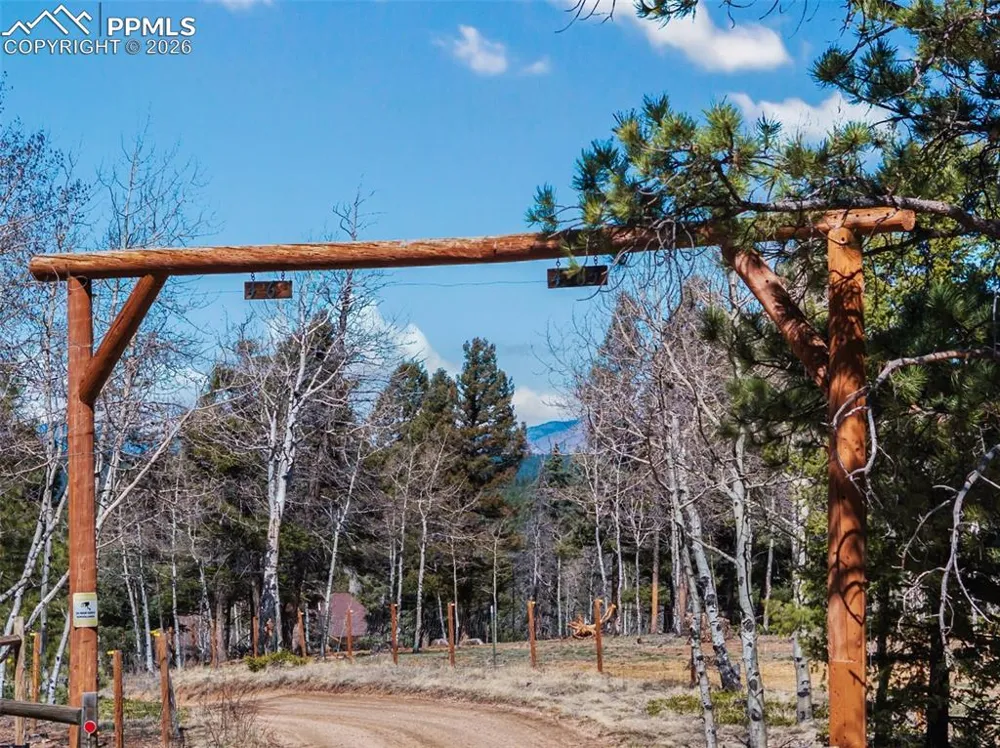 4265 County Road 51 Road Divide, CO 80814