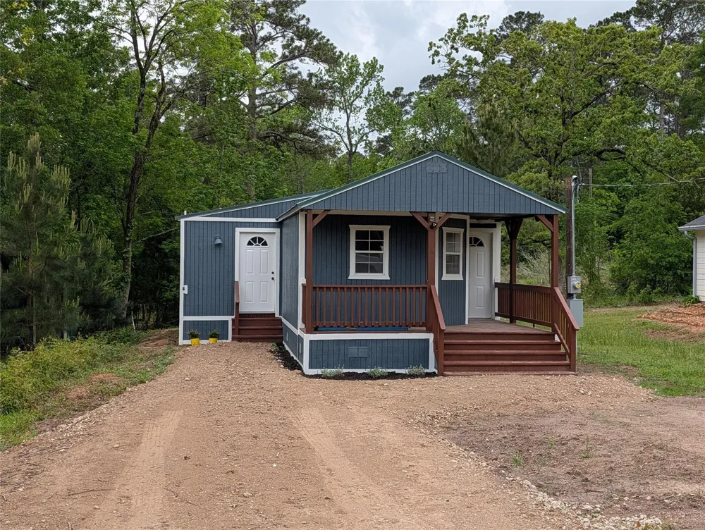 16 Walnut Lane Riverside, TX 77320