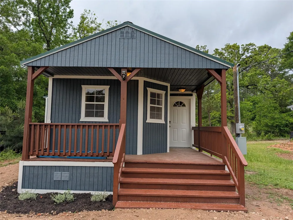 16 Walnut Lane Riverside, TX 77320