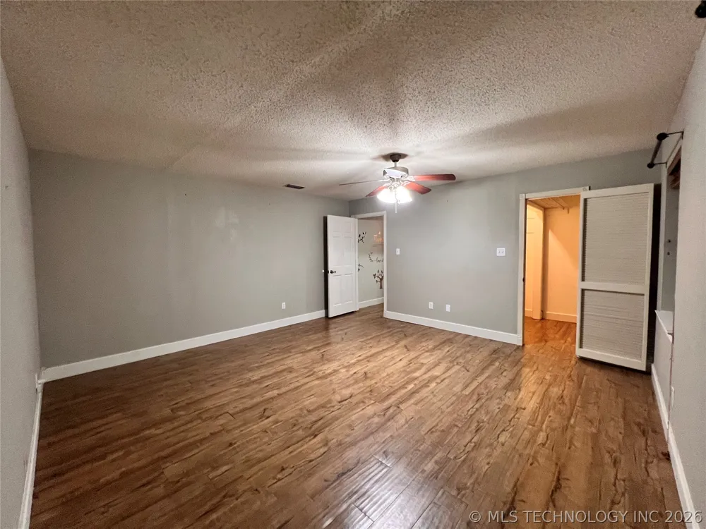 11782 Oak Ridge Street Kingston, OK 73439