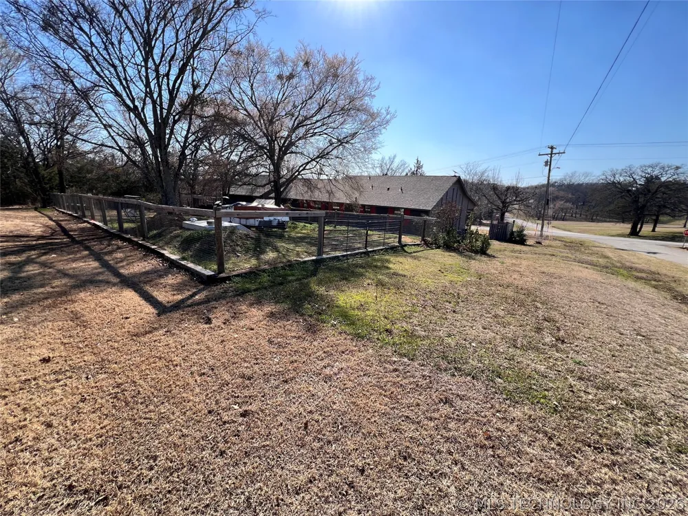 11782 Oak Ridge Street Kingston, OK 73439