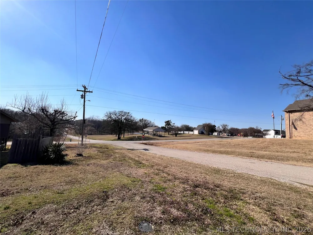 11782 Oak Ridge Street Kingston, OK 73439
