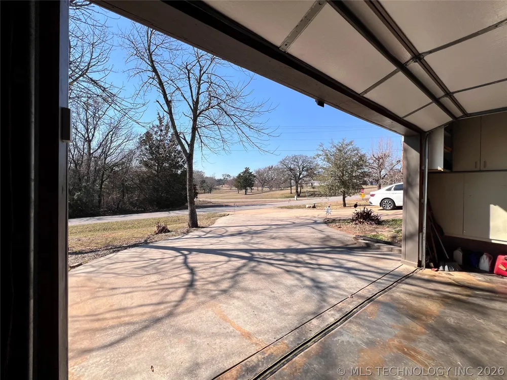 11782 Oak Ridge Street Kingston, OK 73439