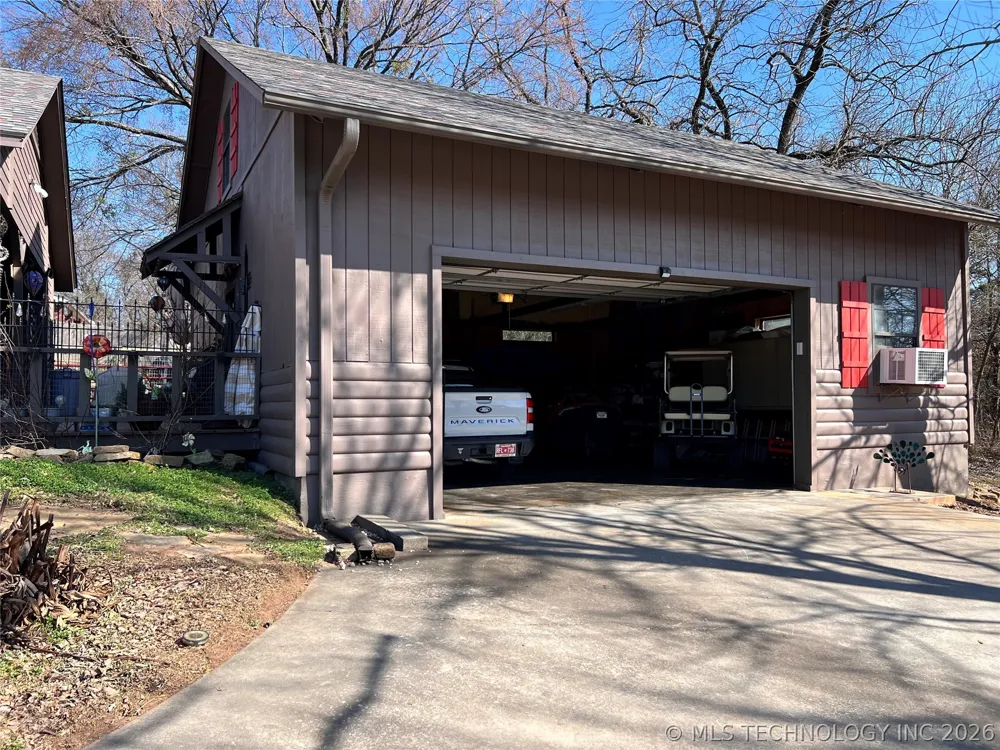 11782 Oak Ridge Street Kingston, OK 73439