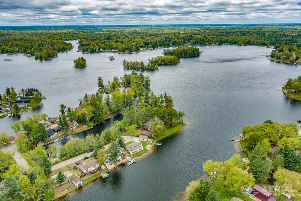 1929 Mohawk Trail Churchill Township, MI 48661