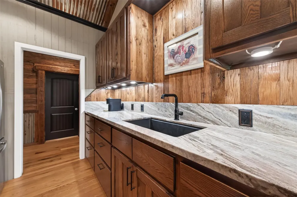 342 County Road 416 Brazoria, TX 77422