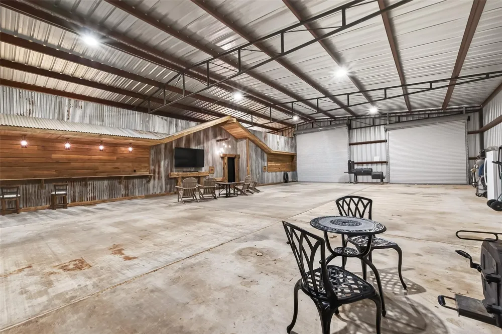 342 County Road 416 Brazoria, TX 77422