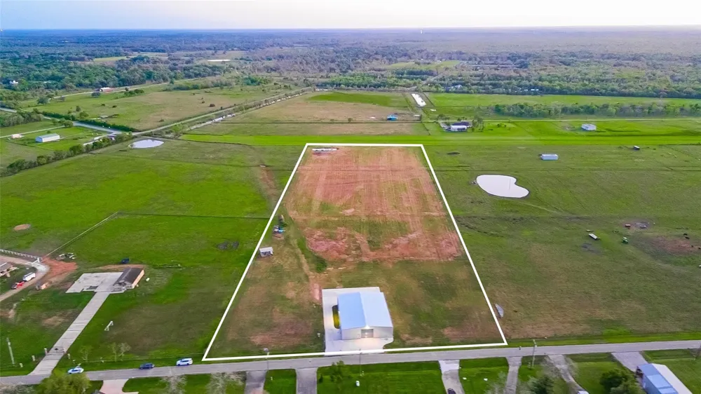 342 County Road 416 Brazoria, TX 77422