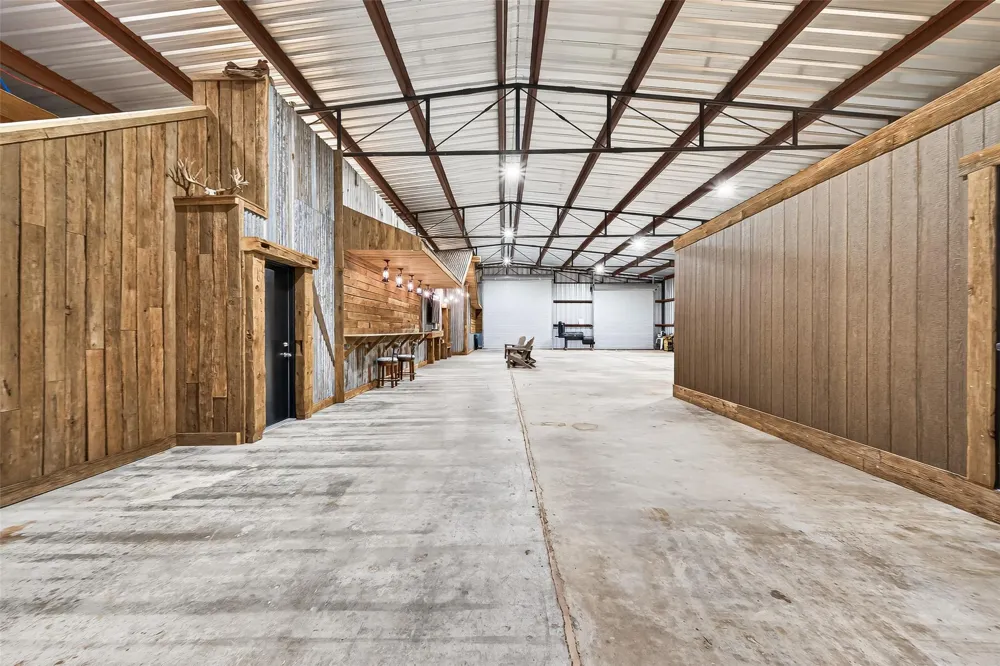 342 County Road 416 Brazoria, TX 77422