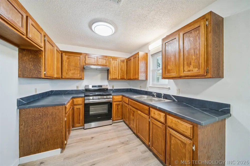 1254 4428 ROAD Salina, OK 74365