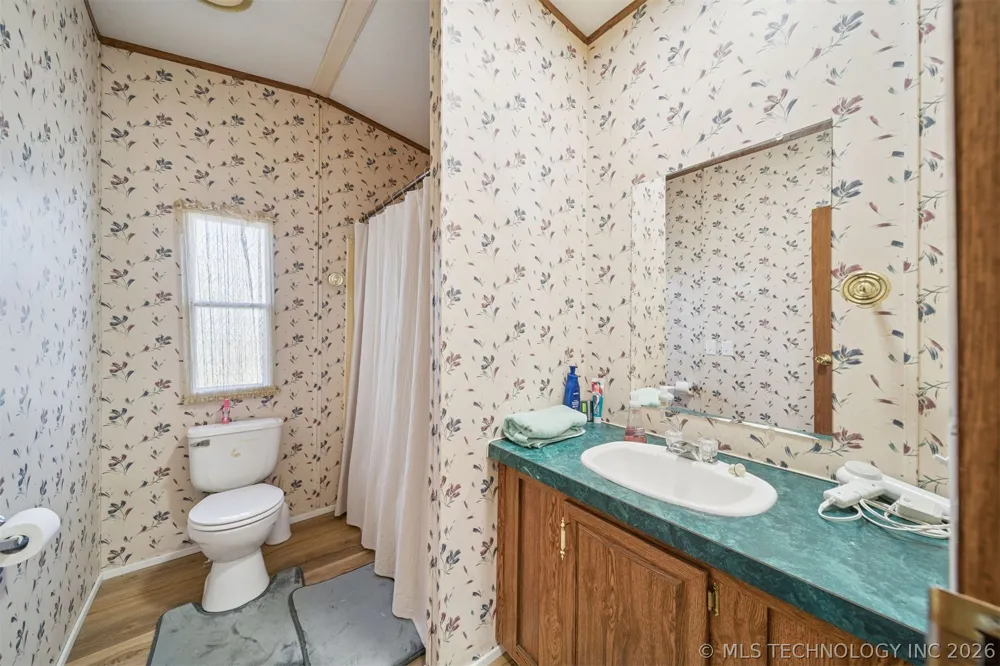 1254 4428 ROAD Salina, OK 74365