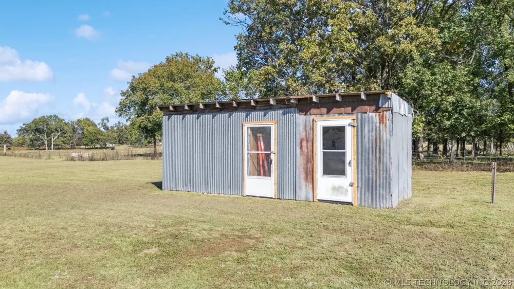 1254 4428 ROAD Salina, OK 74365