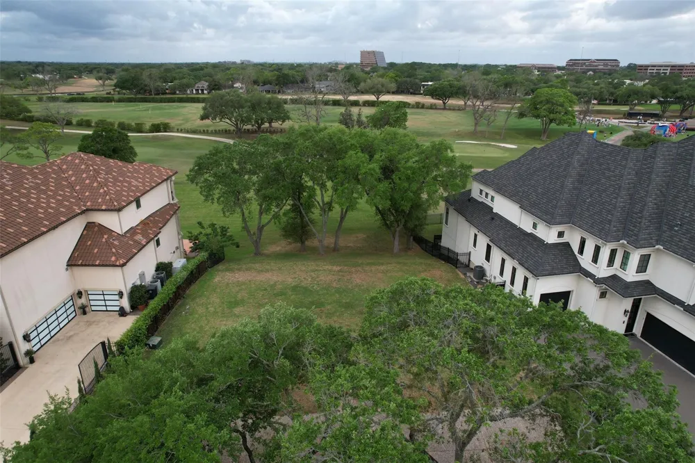 602 Sugar Creek Boulevard Sugar Land, TX 77478