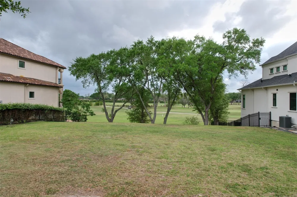 602 Sugar Creek Boulevard Sugar Land, TX 77478