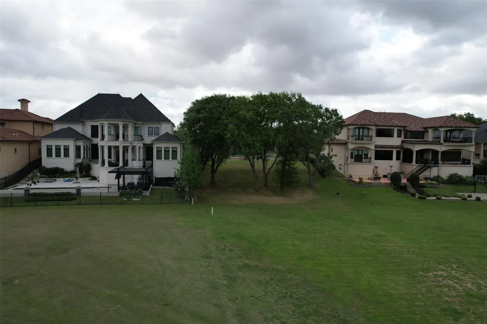 602 Sugar Creek Boulevard Sugar Land, TX 77478