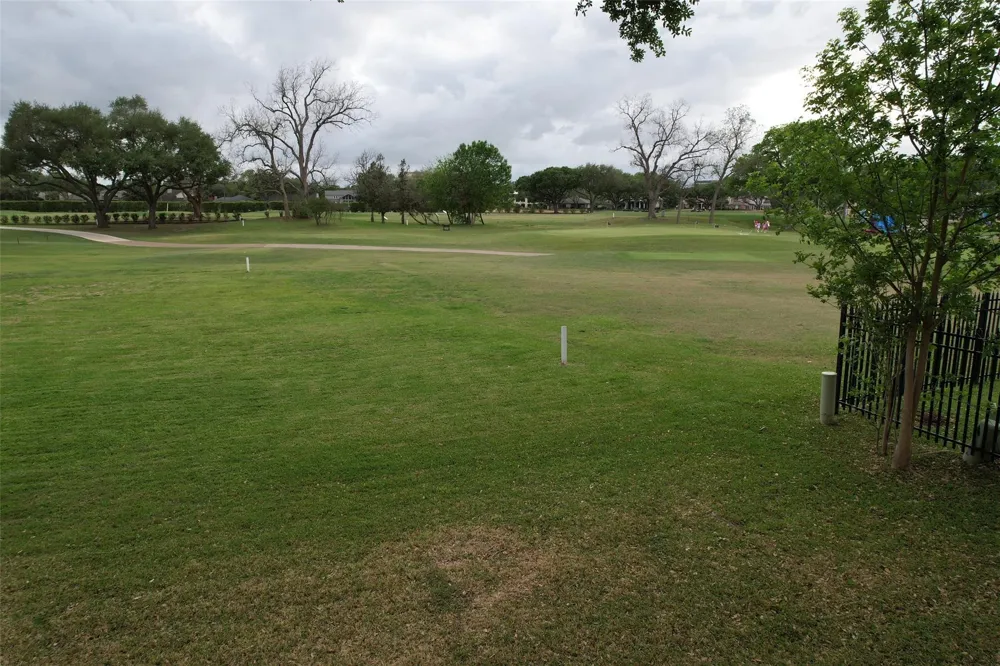 602 Sugar Creek Boulevard Sugar Land, TX 77478