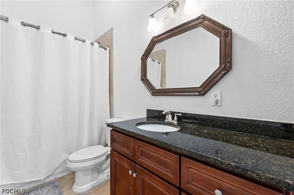 Lynwood Avenue Fort Myers, FL 33901