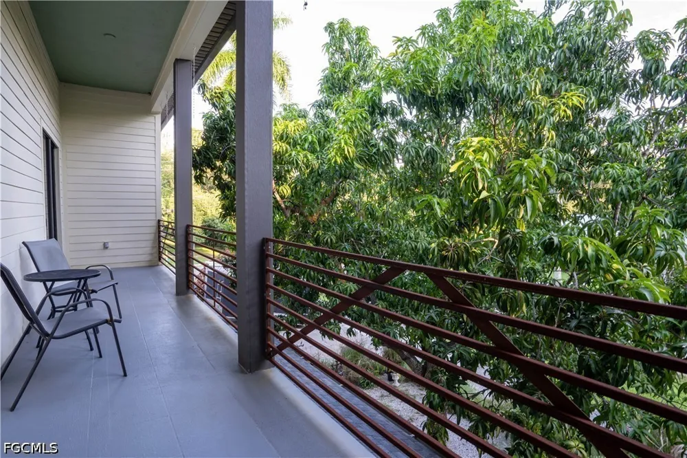 Lynwood Avenue Fort Myers, FL 33901