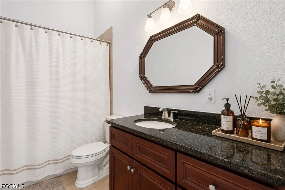 Lynwood Avenue Fort Myers, FL 33901