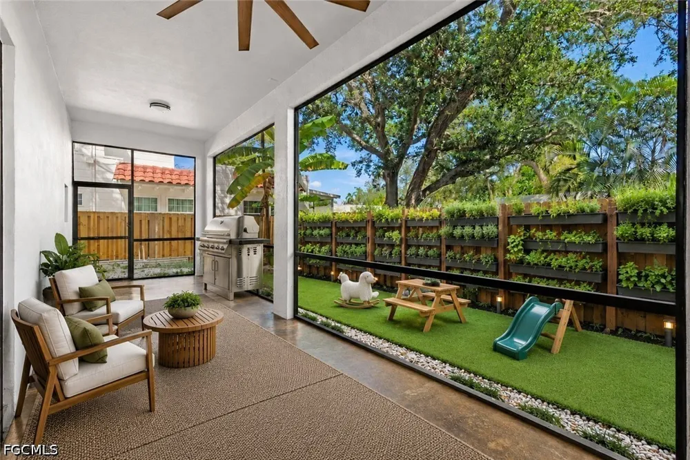 Lynwood Avenue Fort Myers, FL 33901