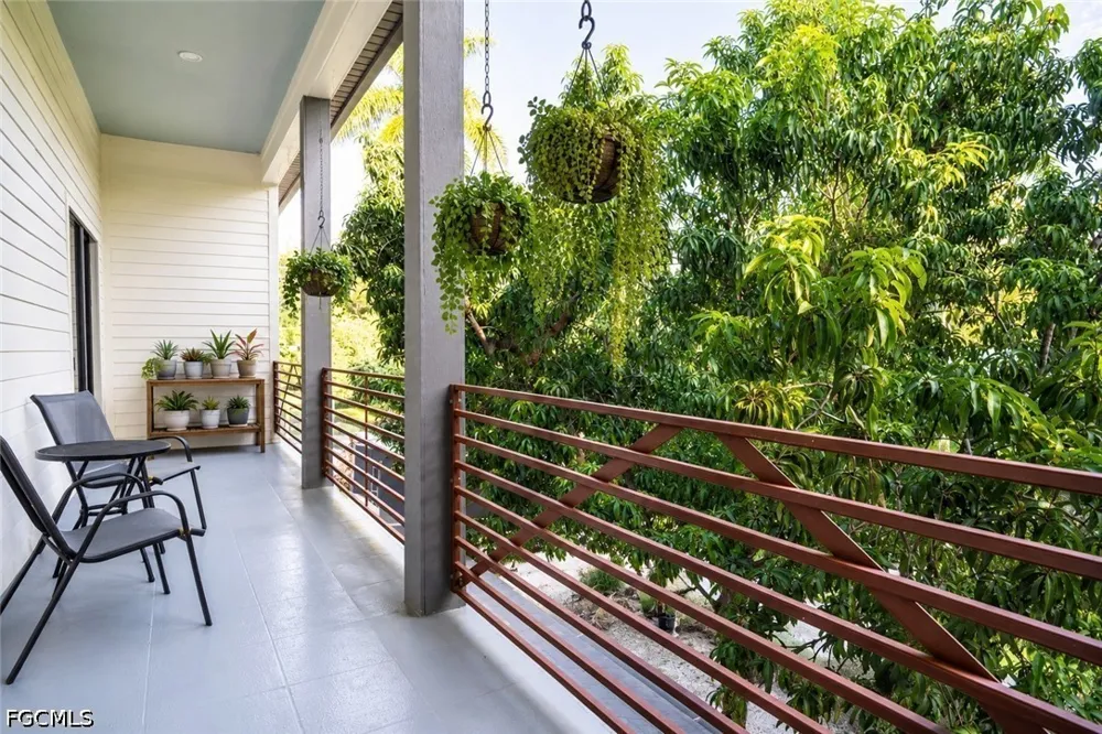 Lynwood Avenue Fort Myers, FL 33901