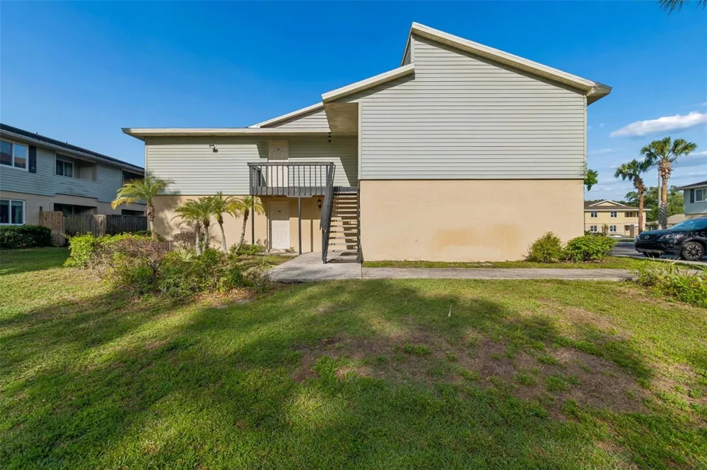 229 RED MAPLE PLACE Brandon, FL 33510