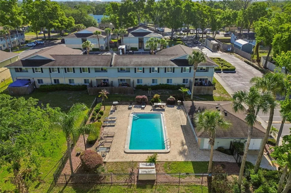 229 RED MAPLE PLACE Brandon, FL 33510