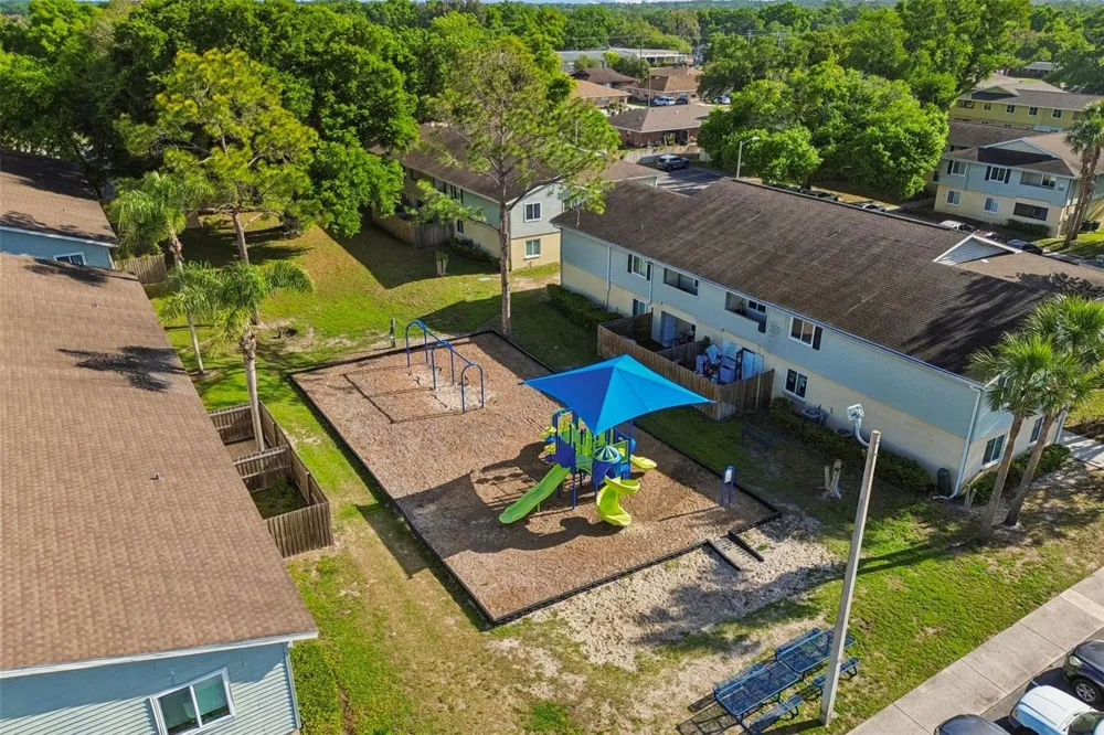 229 RED MAPLE PLACE Brandon, FL 33510