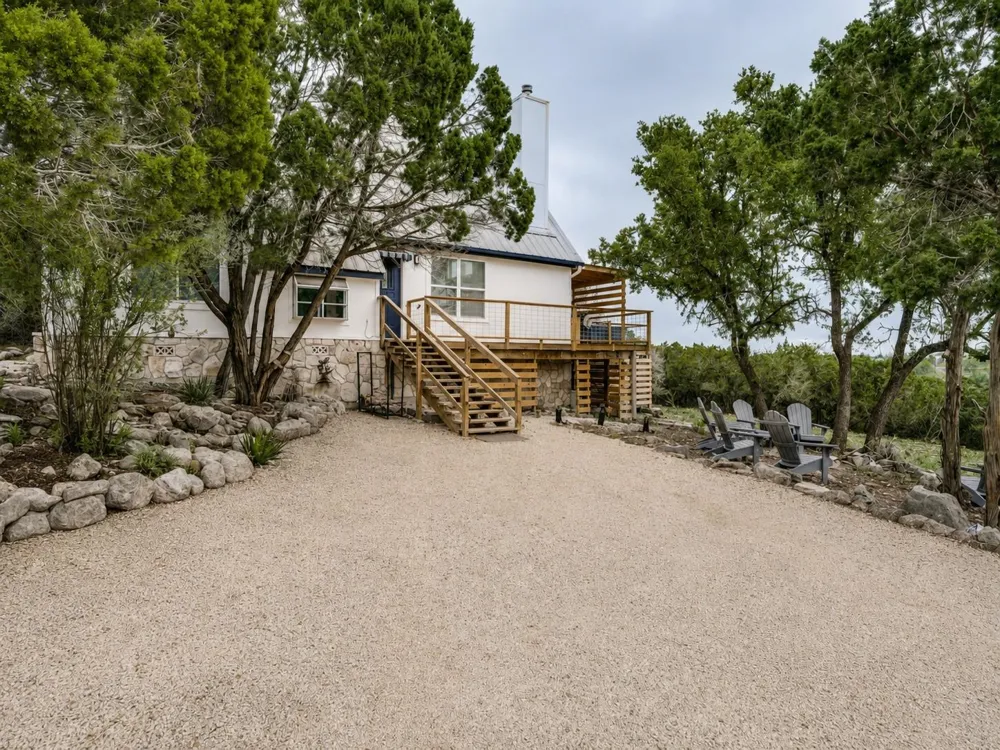 373 Treasure Hills Road Kerrville, TX 78028