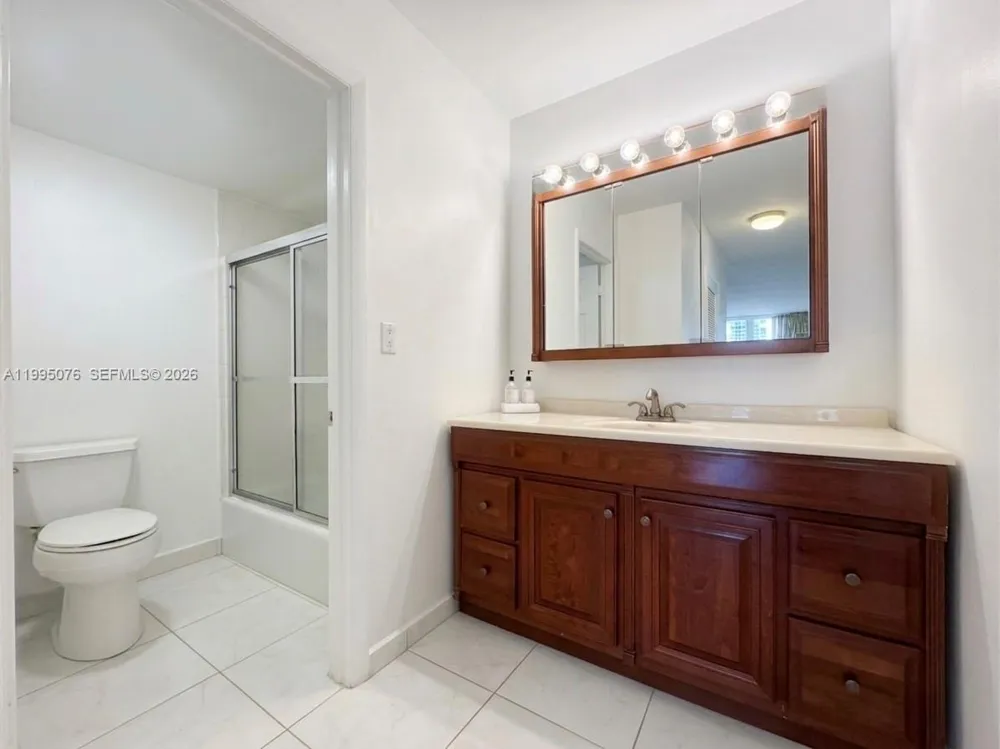 3800 S Ocean Dr #816 Hollywood, FL 33019
