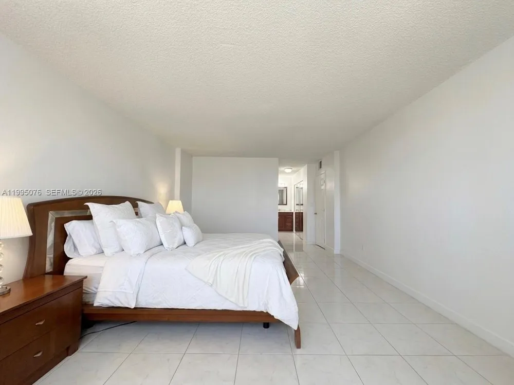 3800 S Ocean Dr #816 Hollywood, FL 33019