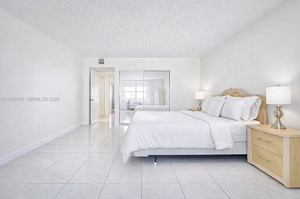 3800 S Ocean Dr #816 Hollywood, FL 33019