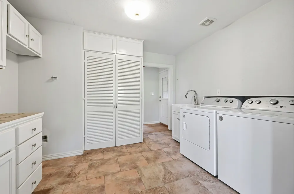 3500 Scull Road Martindale, TX 78655