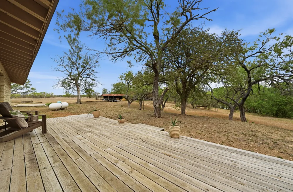 3500 Scull Road Martindale, TX 78655