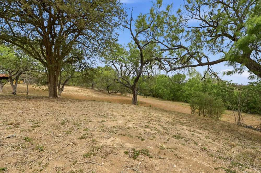 3500 Scull Road Martindale, TX 78655