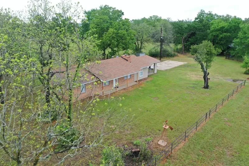 18043 Sterling Robertson Dam Road Thornton, TX 76687