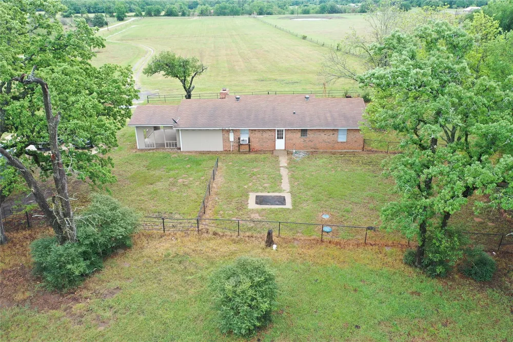 18043 Sterling Robertson Dam Road Thornton, TX 76687