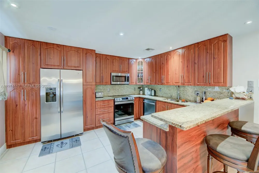 10 NW 110th Ave Plantation, FL 33324