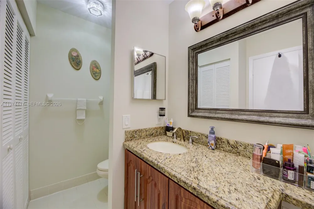 10 NW 110th Ave Plantation, FL 33324