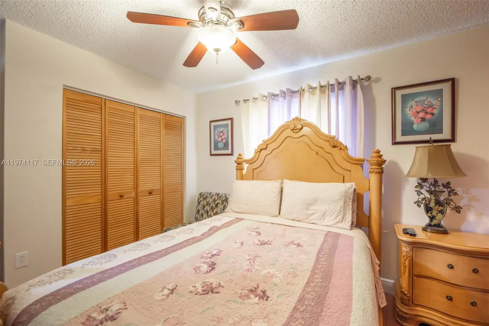 10 NW 110th Ave Plantation, FL 33324