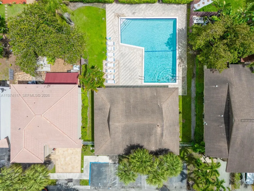 10 NW 110th Ave Plantation, FL 33324