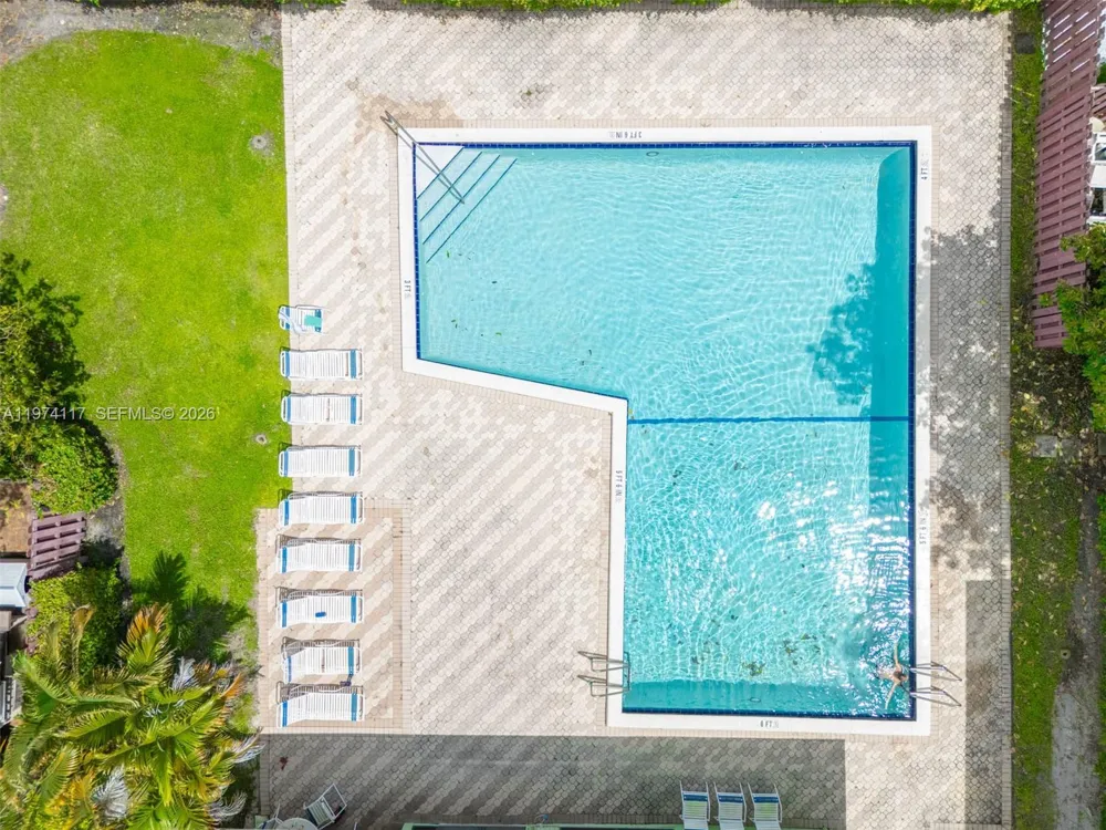 10 NW 110th Ave Plantation, FL 33324