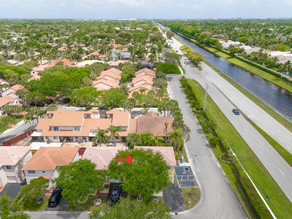 10 NW 110th Ave Plantation, FL 33324