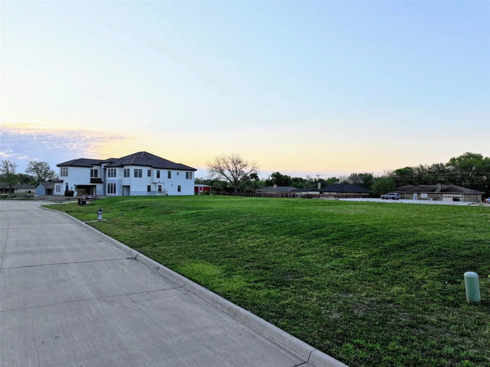 212 Osman Drive Murphy, TX 75094