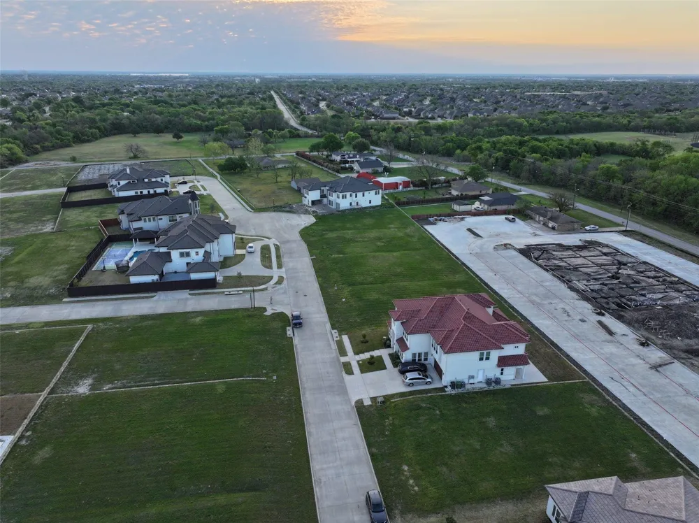 212 Osman Drive Murphy, TX 75094
