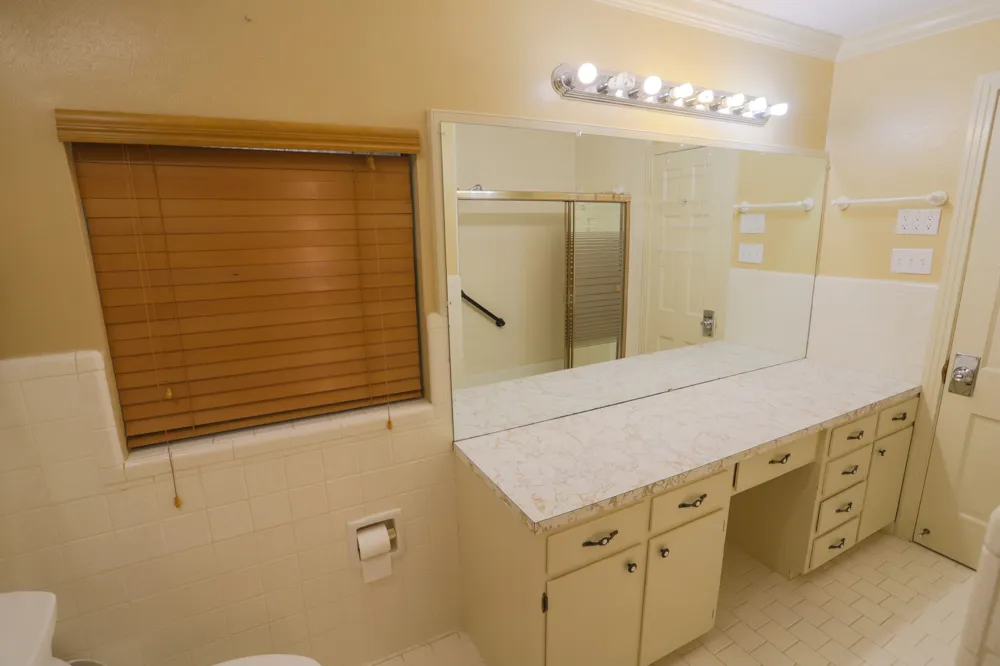303 David Davis Drive McGregor, TX 76657