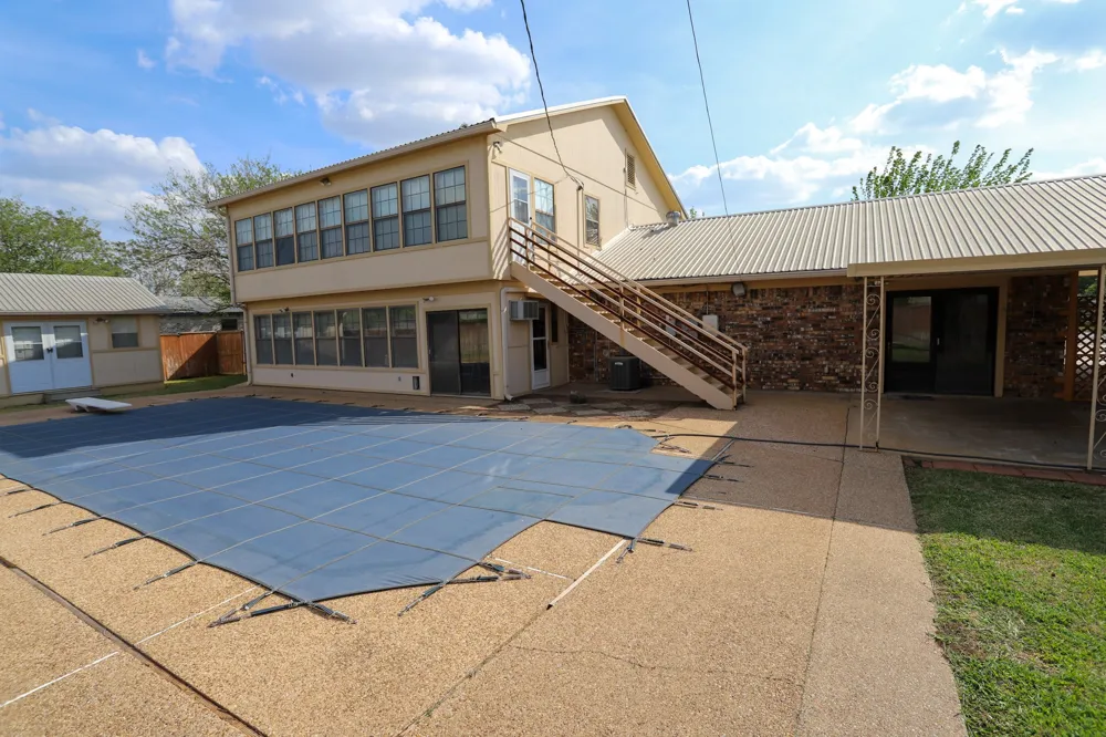 303 David Davis Drive McGregor, TX 76657