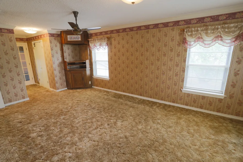 303 David Davis Drive McGregor, TX 76657