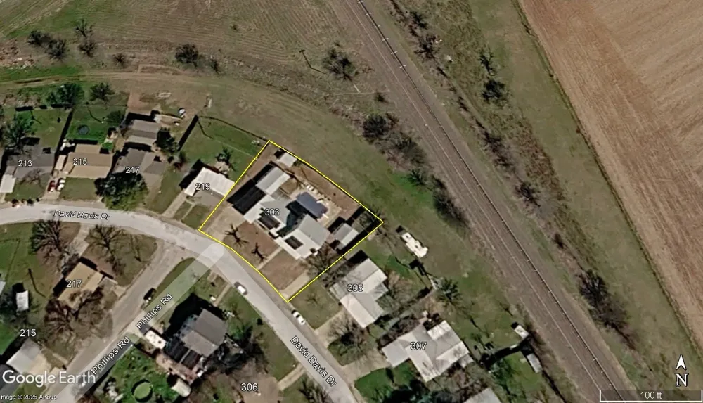 303 David Davis Drive McGregor, TX 76657