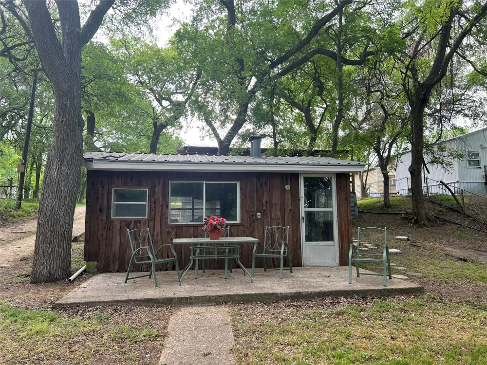 19045 NW County Road 3204 Dawson, TX 76639